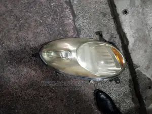 Nissan Note Old 2004 Model Headlights.