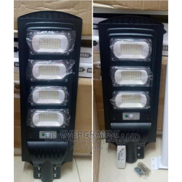 400 Watts Solar Street Lights - main view