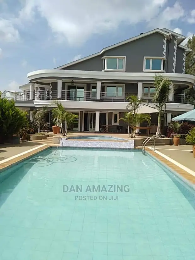 Furnished 8bdrm Maisonette in Karen for Sale
