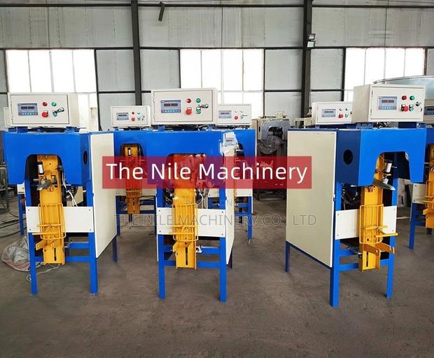 Cement Packing Machine With Stainless Steel Discharge Nozzle - main view