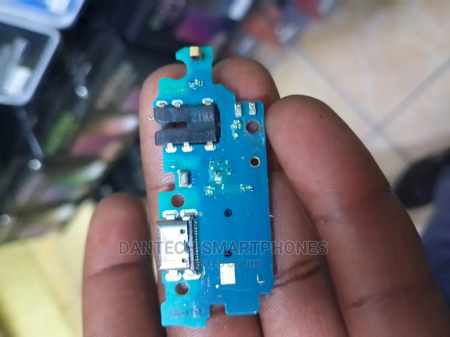 Mobile Phones Laptops Repair
