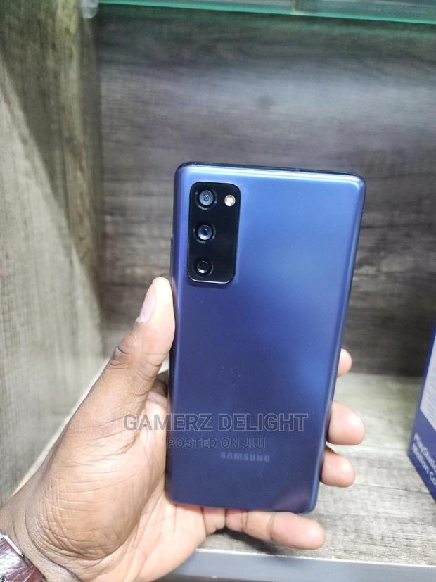 Samsung Galaxy S20 FE 128 GB Blue - thumbnail 3