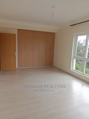 3bdrm Apartment in Westlands, Raphta Road Area for rent