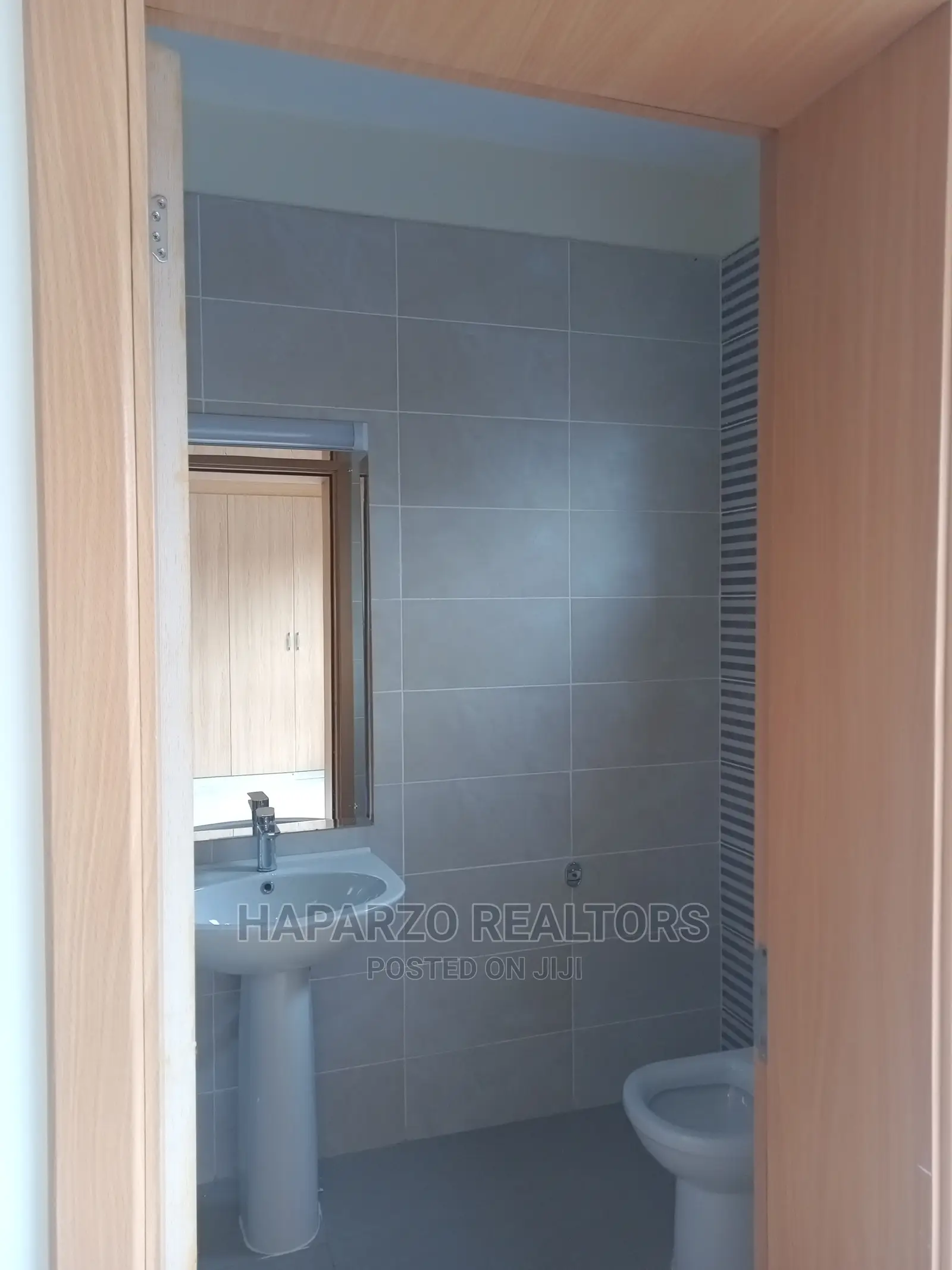 3bdrm Apartment in Westlands, Raphta Road Area for rent