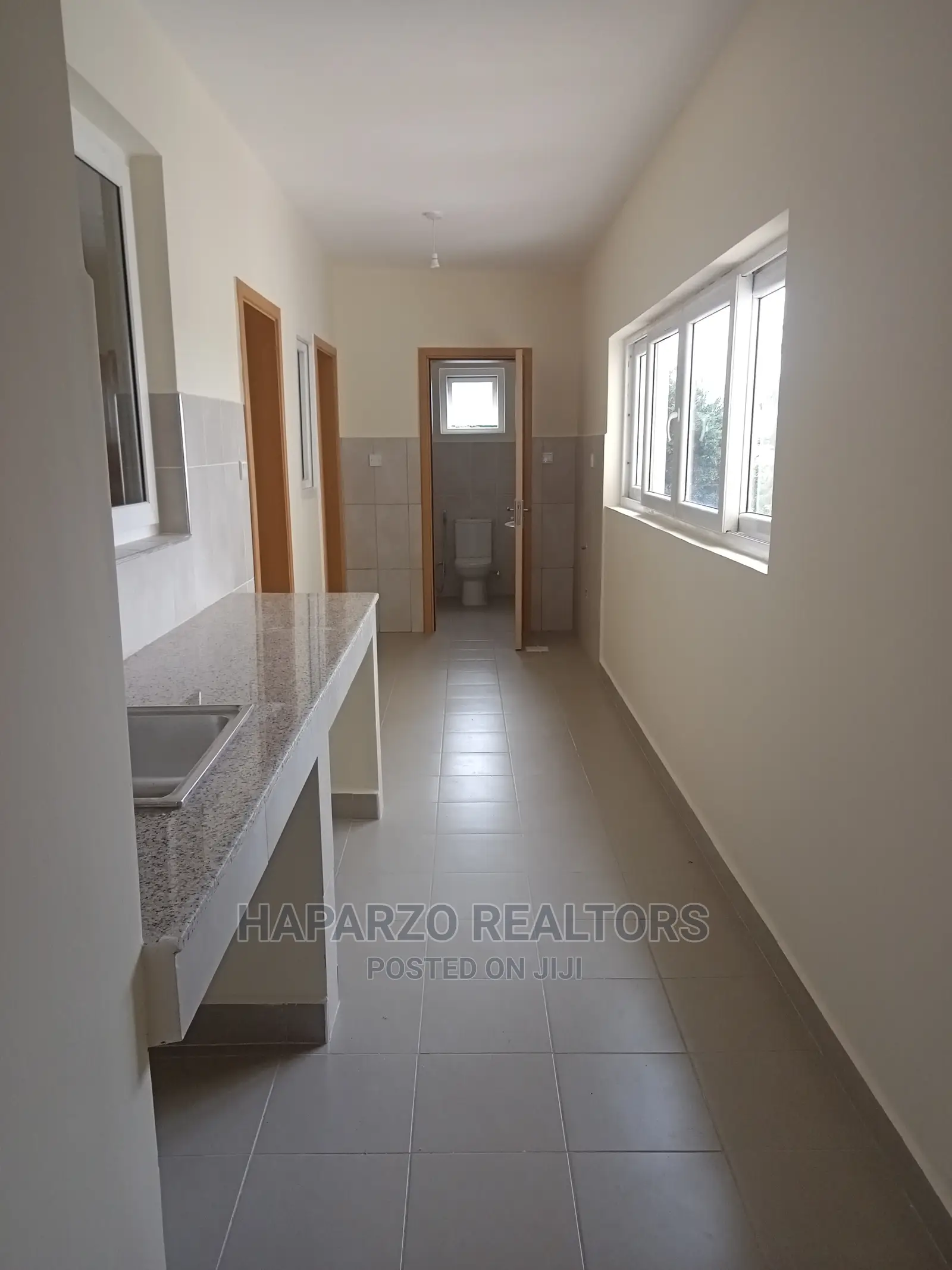 3bdrm Apartment in Westlands, Raphta Road Area for rent