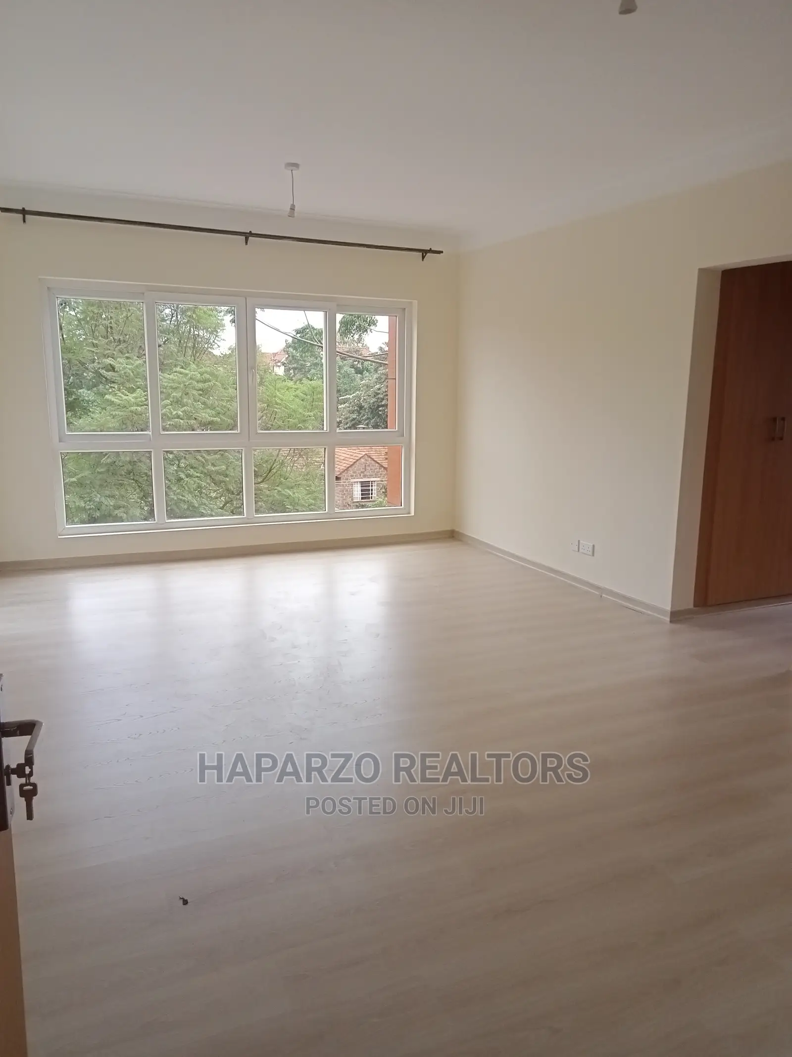 3bdrm Apartment in Westlands, Raphta Road Area for rent