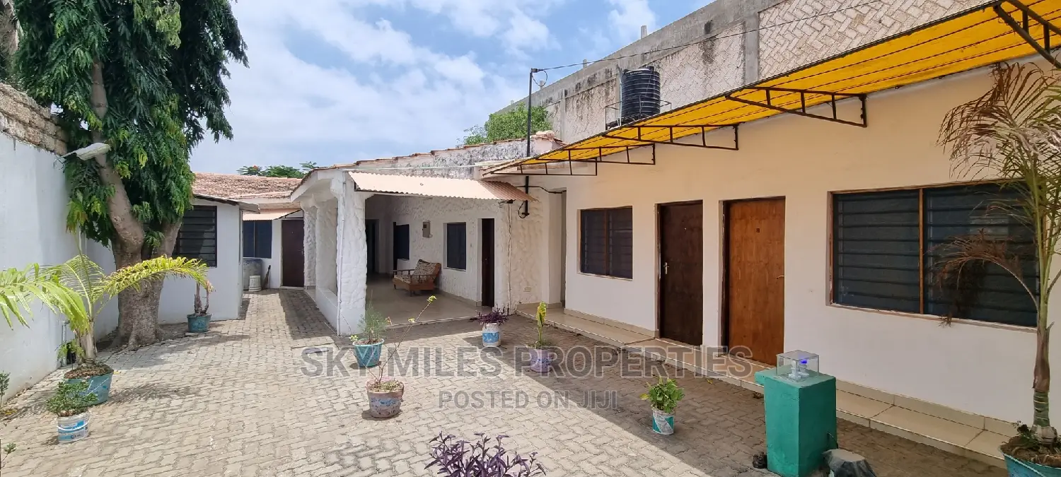 8bdrm Villa in Gasaro, Mtwapa for Sale