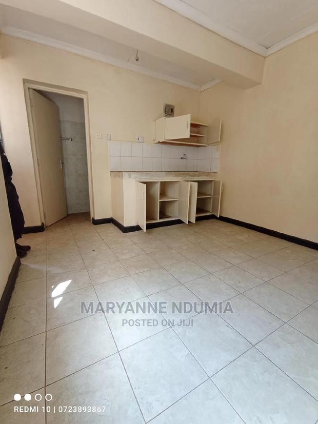 1bdrm Bedsitter in Nairobi West for Rent - thumbnail 4