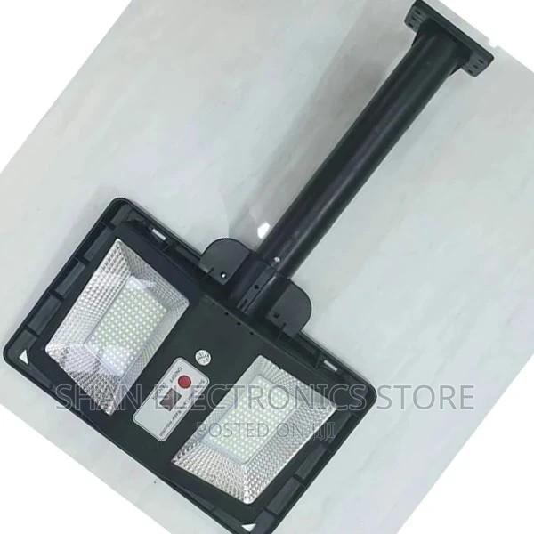 Unswerving Quality 300w Cclamp Solar Street Lights