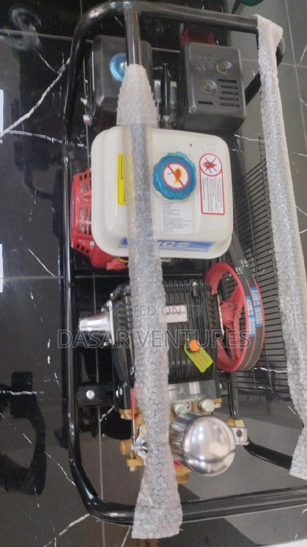 Industrial Sprayer Machine