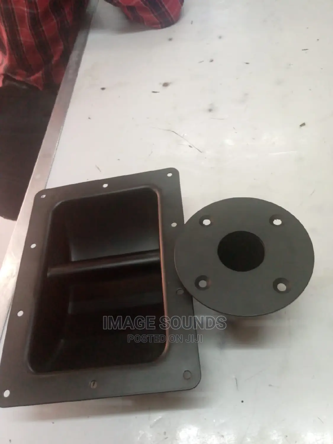 Speaker Handle Plus Speaker Port