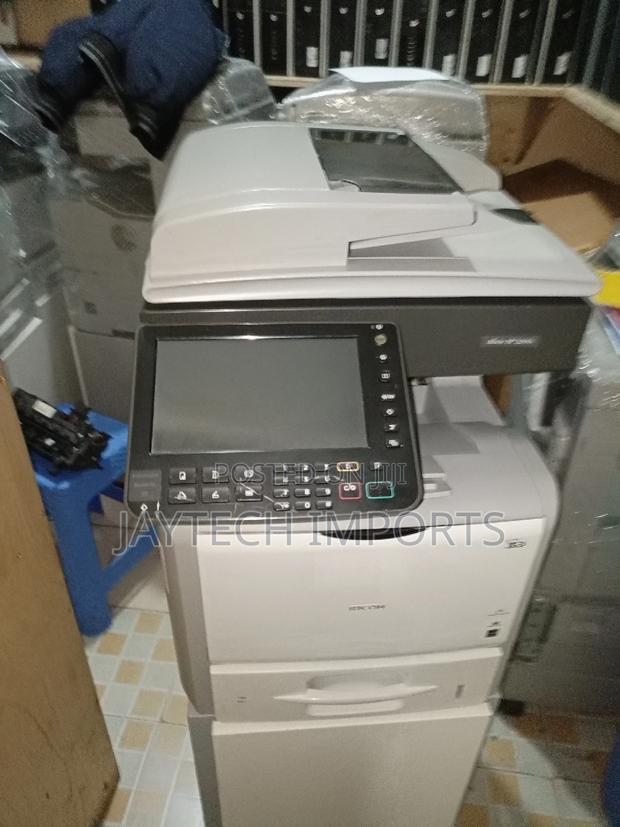 Superior Ricoh Aficio Sp5200 - main view