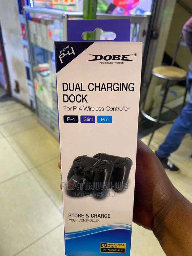 Dual Charging Dock - main view