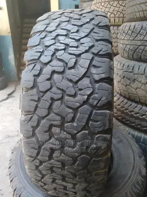 Bf Goodrich Second Hand Tyre Size 265/65r17 All Terrain