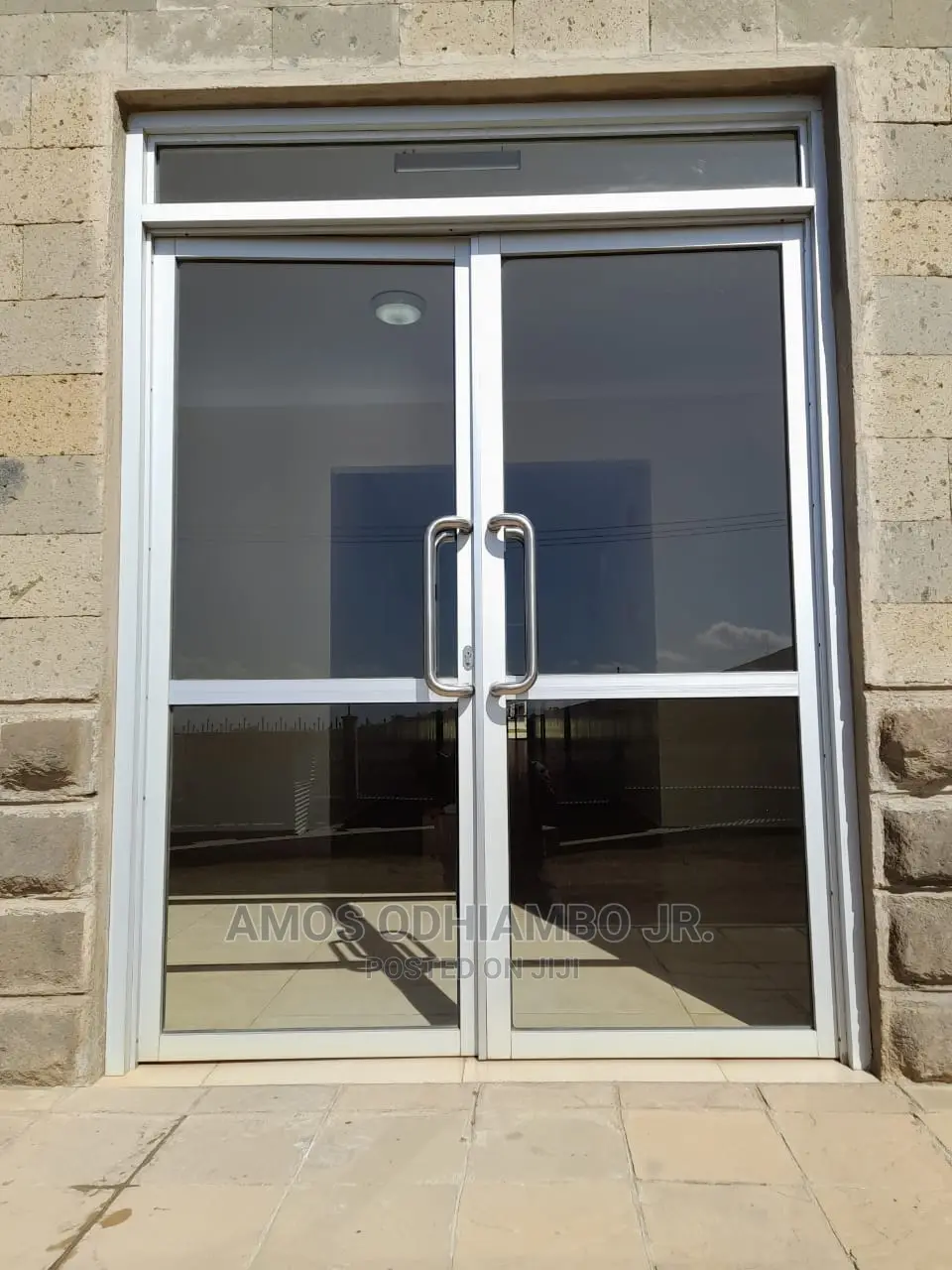 Alluminiam Partitions and Fittings