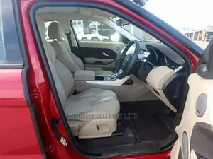Land Rover Range Rover Evoque Pure 4x4 (2.0L 4cyl 9A) 2014 Red