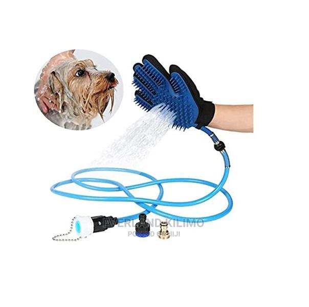 Two in One Pet Shower Glover - main view