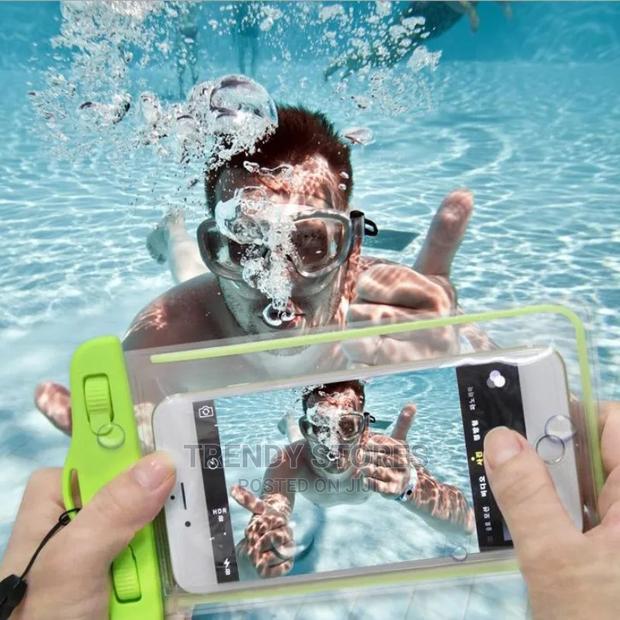 Waterproof Phone Cover for Swimming