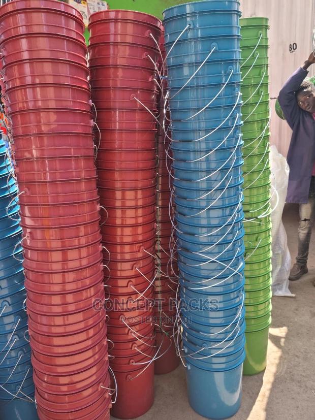 20 Litres Paint Bucket. Assorted Colours. - thumbnail 2