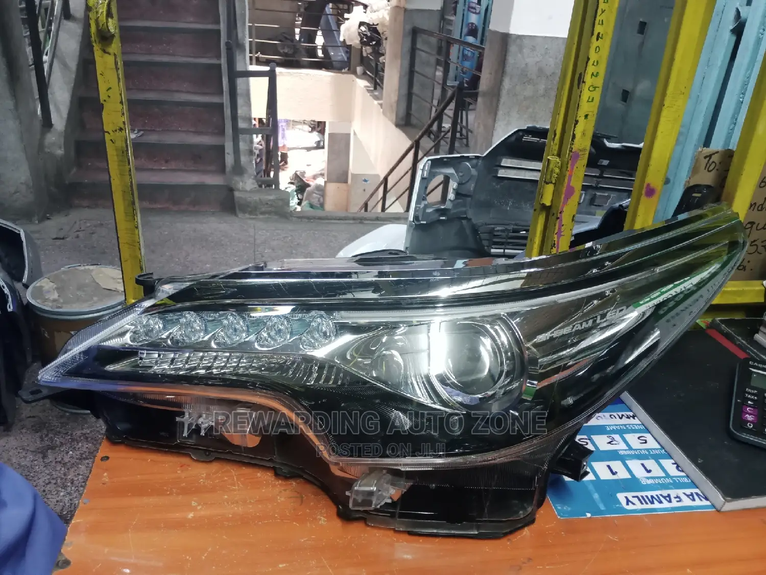 Fortuner New Model Headlight Xenon