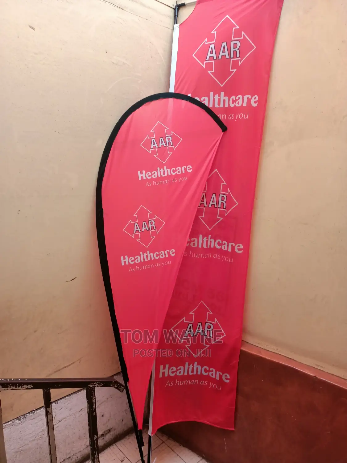 Teardrop Banners and Telescopic Banner Printing.