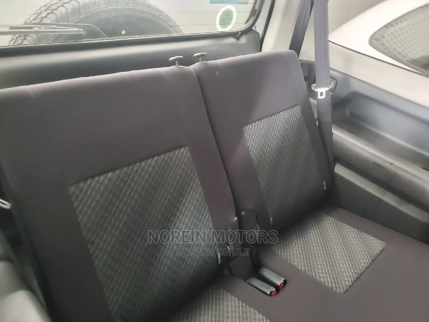 Suzuki Jimny 2015 Off White