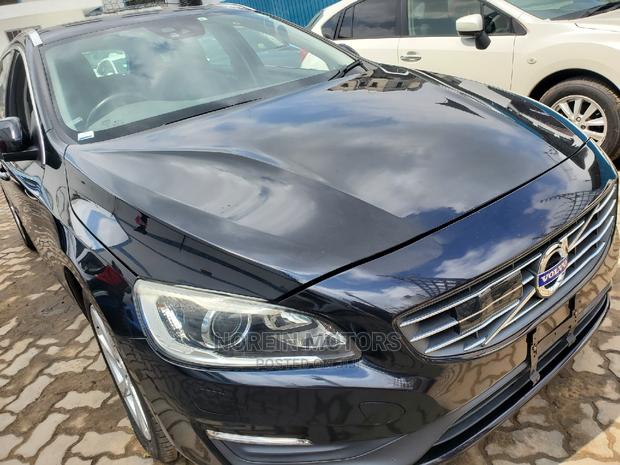 Volvo V60 2015 Matt Black - main view