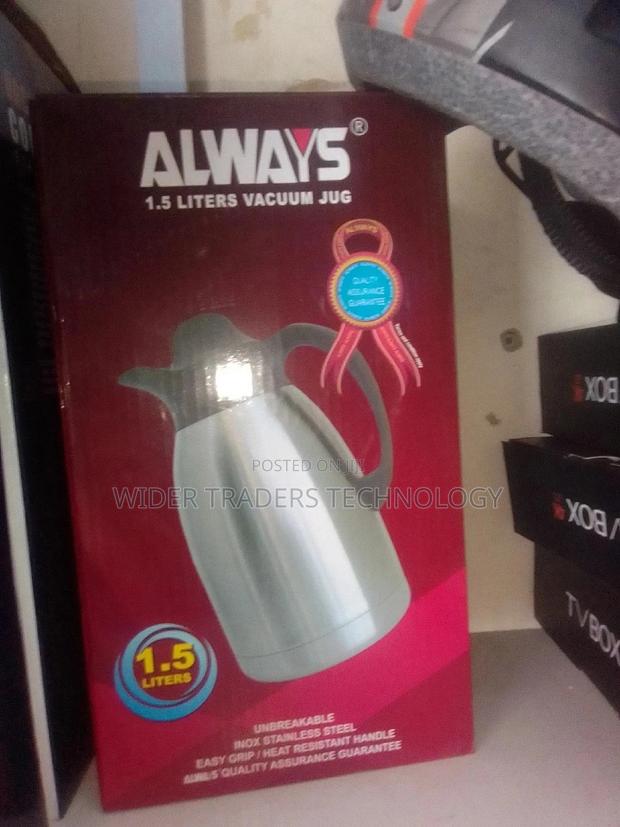 1.5 Litre Vacuum Flask - main view