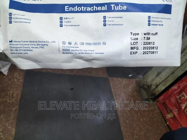 Endotracheal Tube. Cuffed and Uncaffed - main view