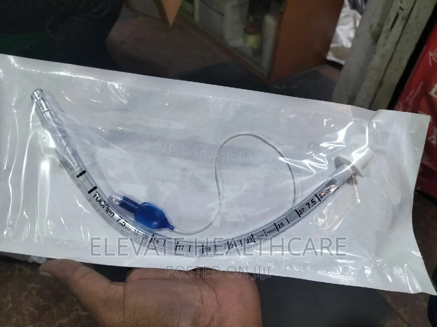 Endotracheal Tube. Cuffed and Uncaffed