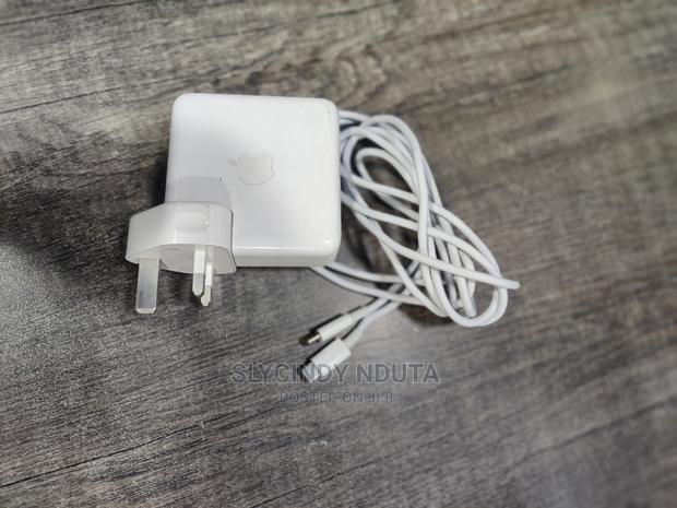 Macbook Adapter 61w Type C (Used)