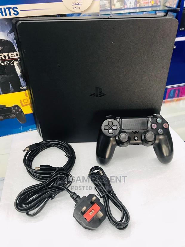 Ps4 Slim, Used, 1 Pad, All Accessories - thumbnail 2