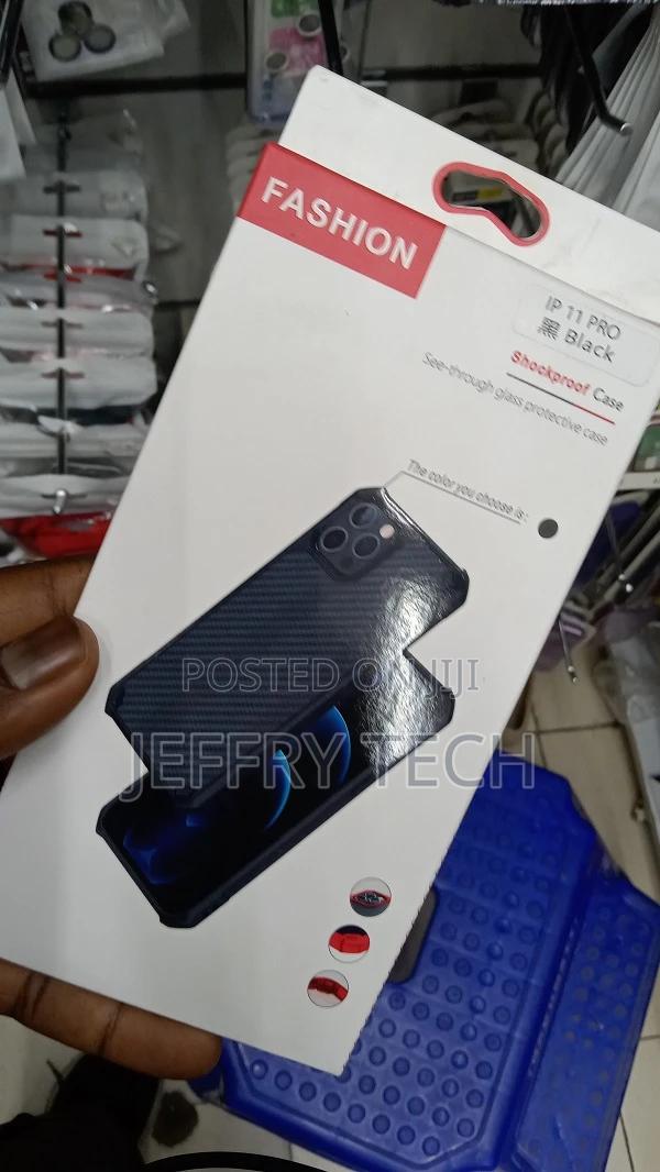 Shockproof | Carbon Fiber Case for iPhone 11 Pro - thumbnail 2