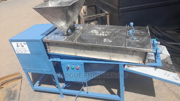 Nut Peeler Machine - thumbnail 3