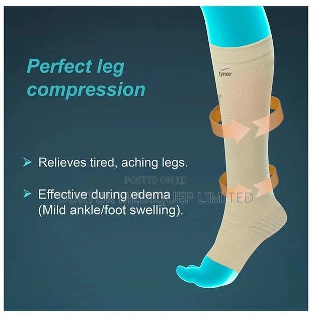 Tynor I-16 Compression Stocking Below Knee Open Toe - thumbnail 5