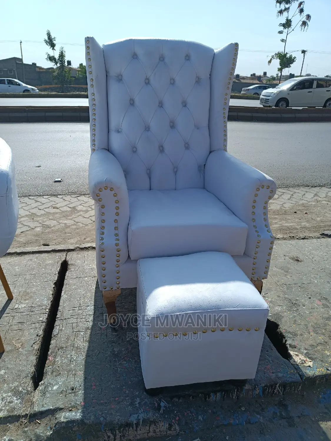 King Chair and 1stool