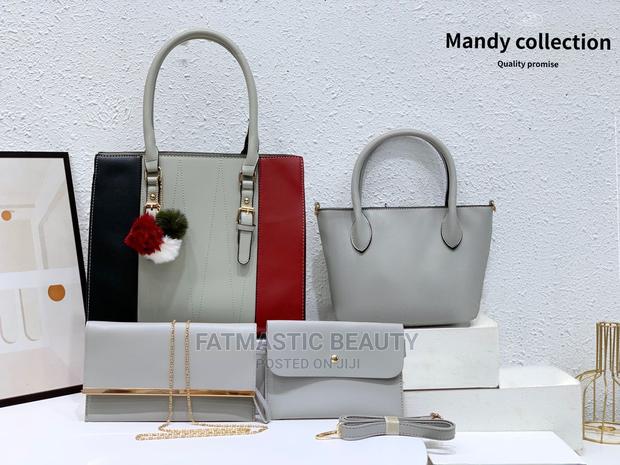 Classy Handbag - thumbnail 2