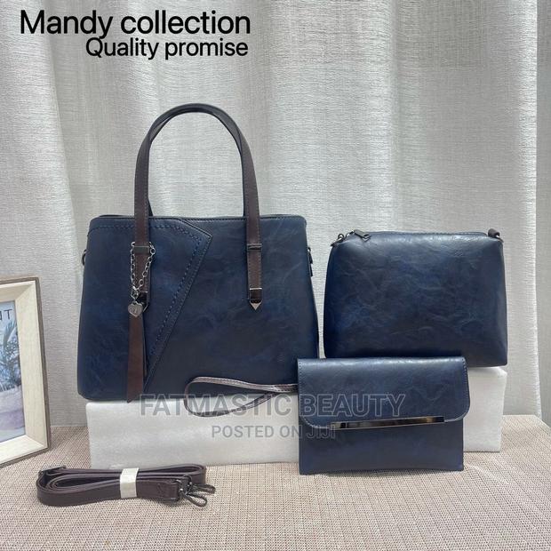 Classy 4 in 1 Handbag - thumbnail 2