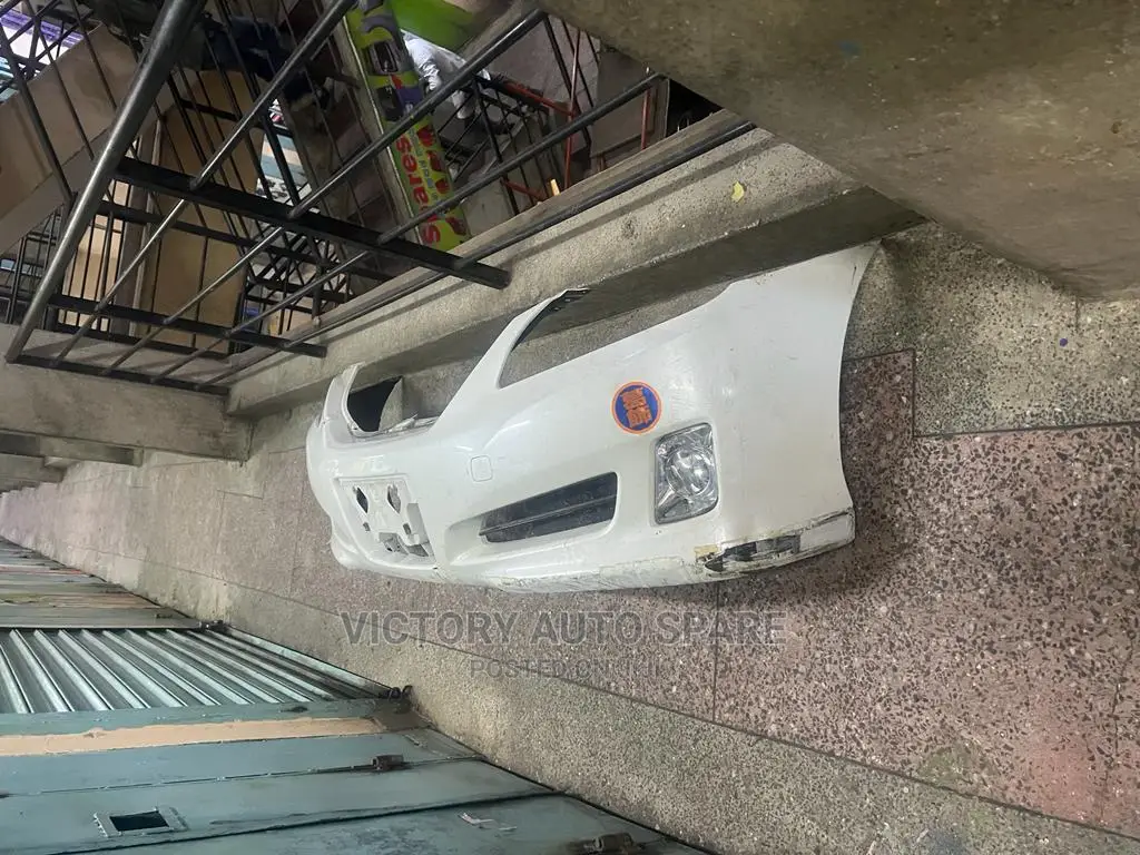 Crown Front Bumper 2010/2012