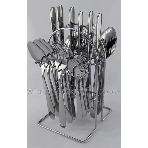 24 Pcs Cutlery Set