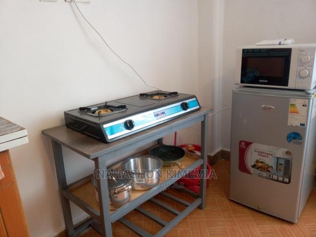 Stylish Airbnb Studio Roysambu Thika Road - thumbnail 8