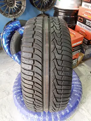 275/45r19 Accelera Tyre
