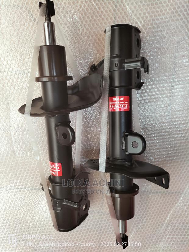 Honda CRV RE3,RE4/RM1/RM4 Front KYB Shocks