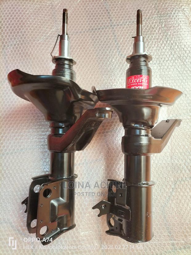 Honda CRV RD6/7/8 Front KYB Shocks - thumbnail 2
