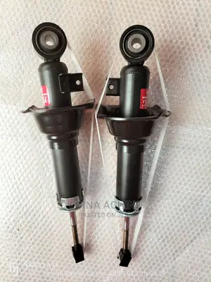 Honda CRV RE2/RE4/RE5/RE7 Rear KYB Shocks