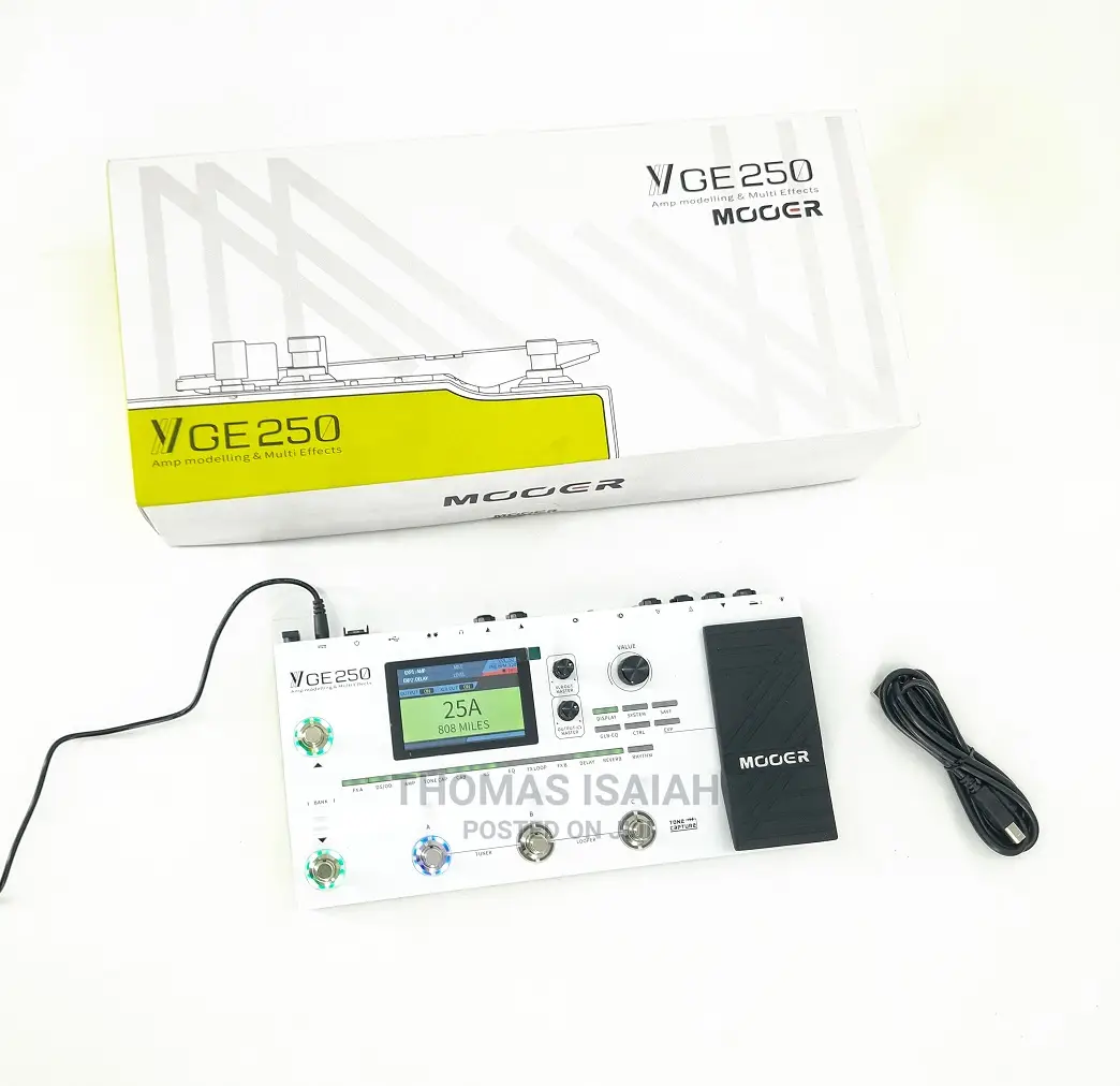 MOOER GE250 Guitar Amp Modelling Multi Effects Pedal