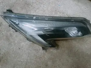 Juke Headlight New Model 2014/2015