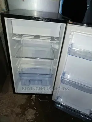 Von 90L Fridge
