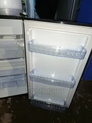 Von 90L Fridge