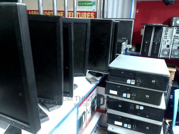 17 Inches Computer Monitors - thumbnail 2